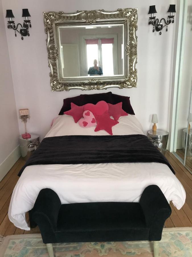 Superbe Appartement Proche De La Butte Montmartre Paris Bagian luar foto