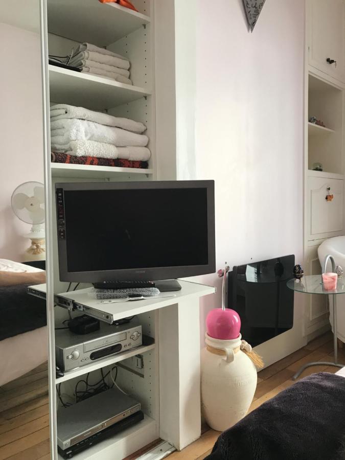 Superbe Appartement Proche De La Butte Montmartre Paris Bagian luar foto
